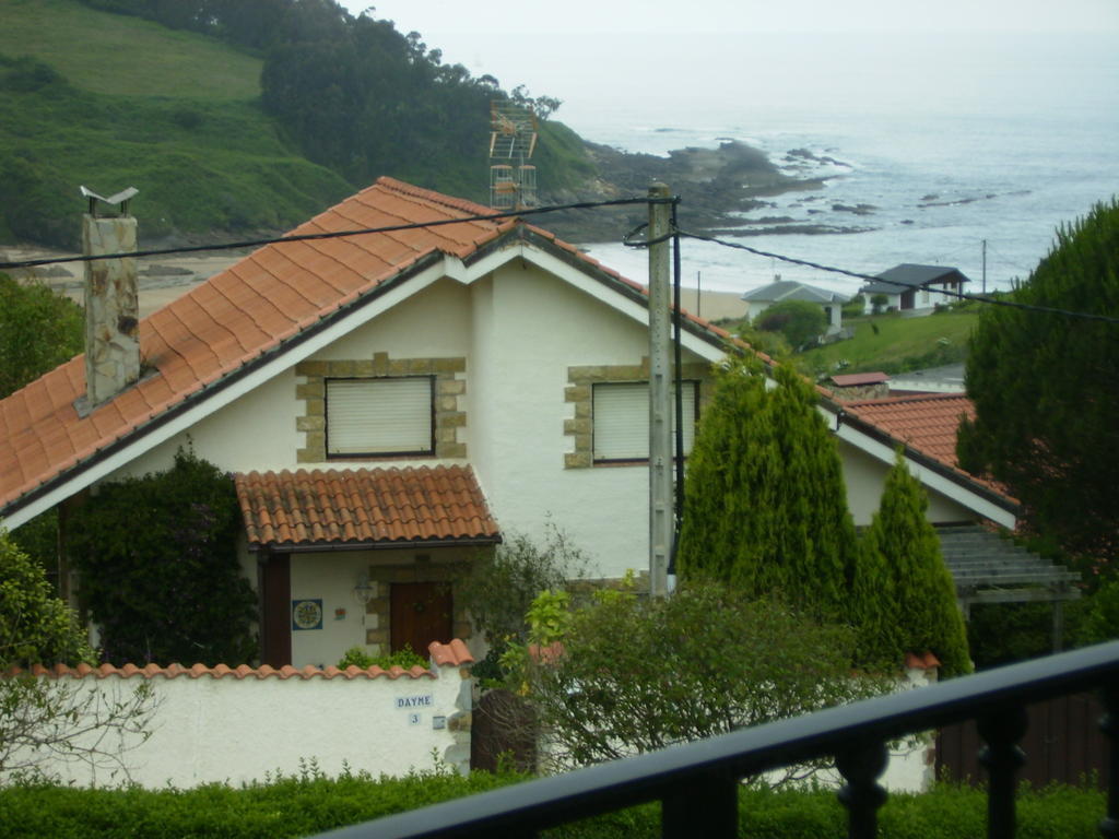 Pensión Bella Vista Cóbreces Exterior foto